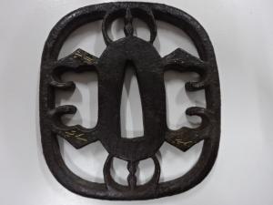 鉄地　金象嵌　透かし　鍔